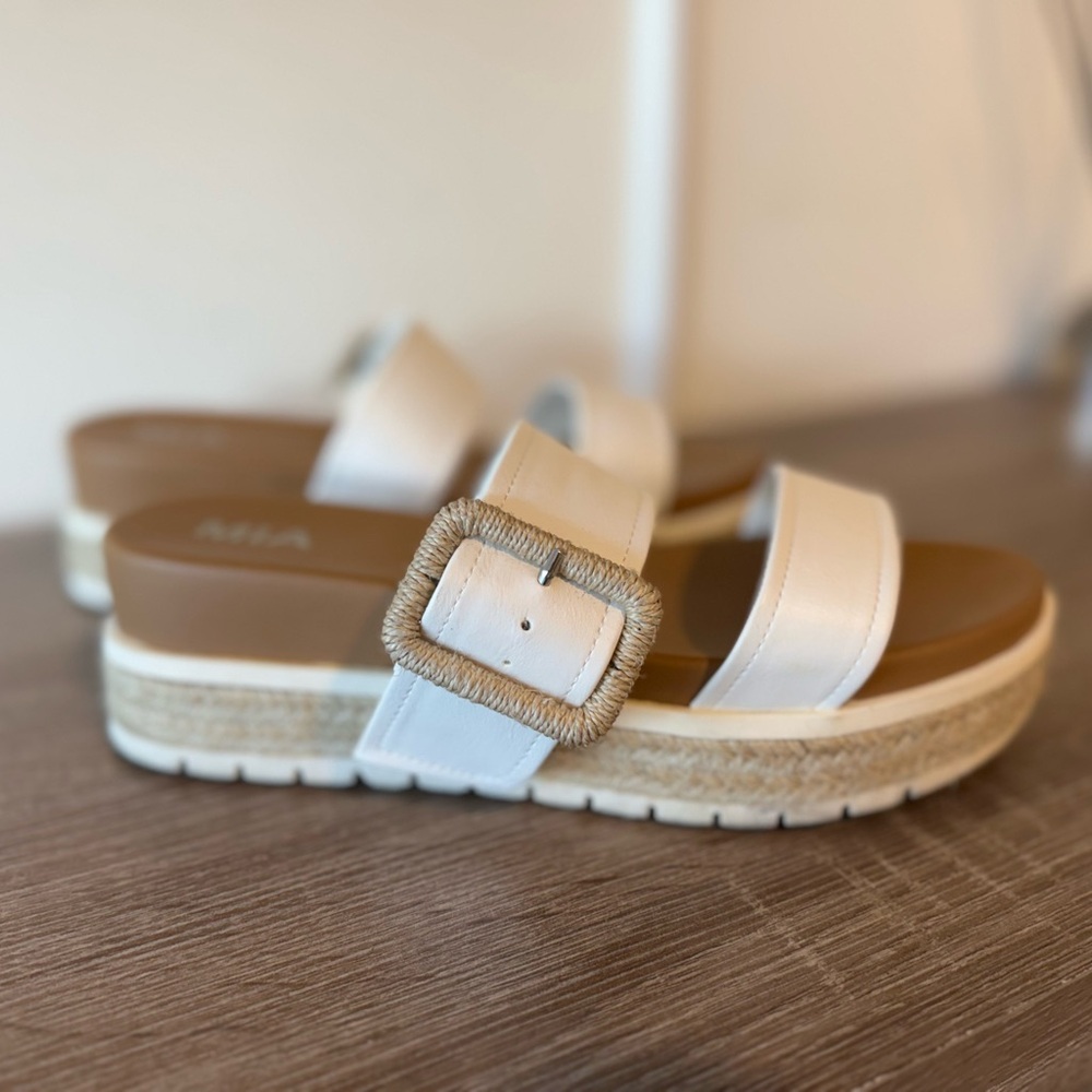 MIA White Double Strap Platform Slide Sandal - Picture 9 of 11